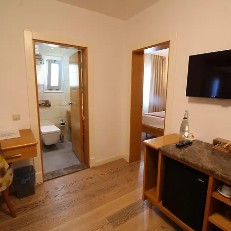 The Losh 3* 얄리카베크