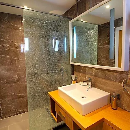 The Losh Yalıkavak