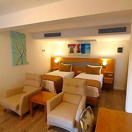 The Losh Hotel 3*