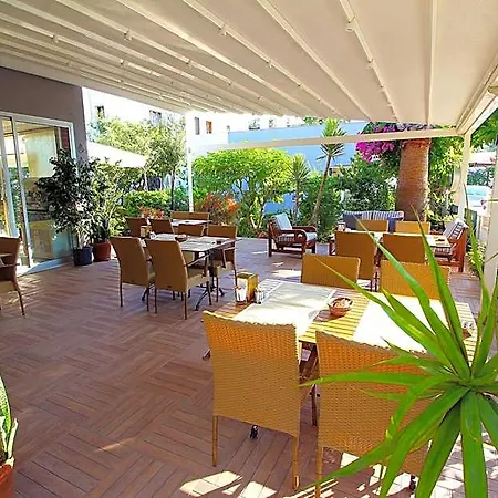 Hotel The Losh 3*